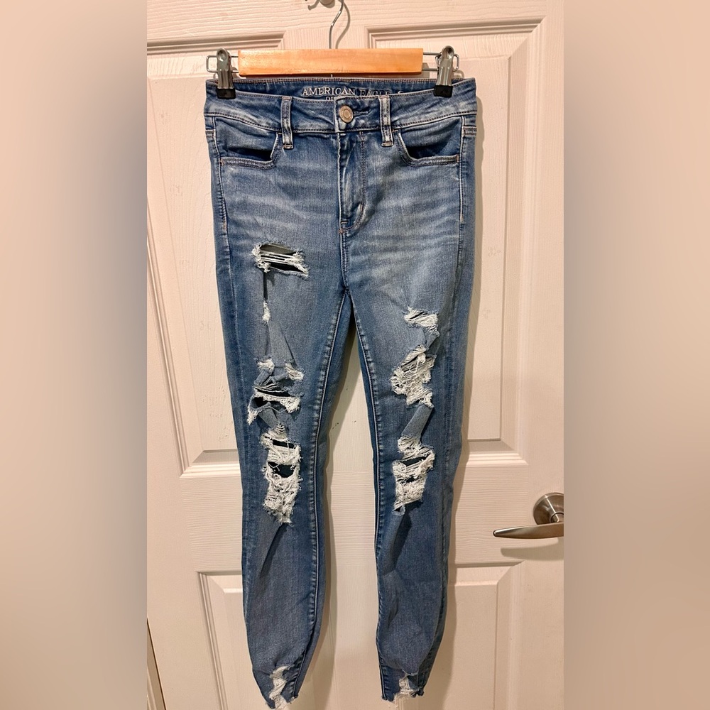 American Eagle Outfitters Blue Skinny Jeans with Distressed Details
